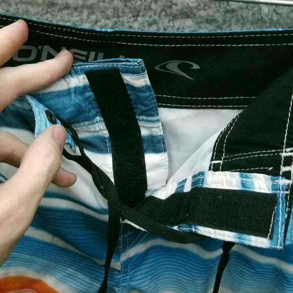 O'Neill Men's 32 Striped Multicolor Board Shorts Swimwear 33.25" 10.5" 11.5" - Picture 3 of 8